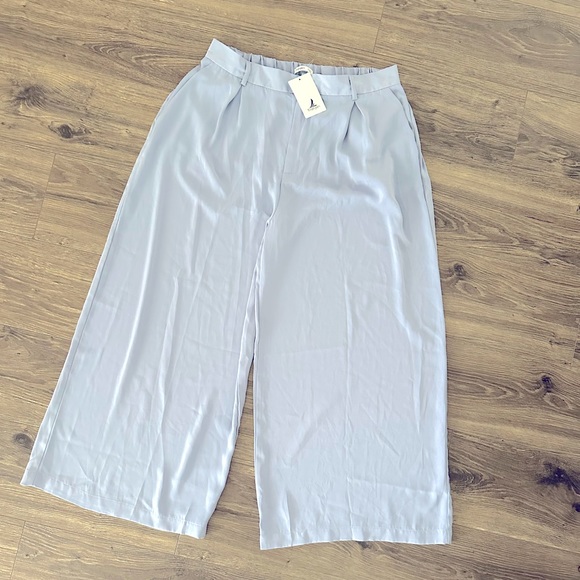 NWT TronJori Periwinkle Blue Wide Leg Trousers - Picture 1 of 2